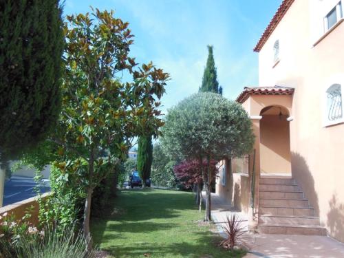 Appartement Villa F5-Wifi-piscine Saint Gely du Fesc allee gabriel faure Saint-Gély-du-Fesc