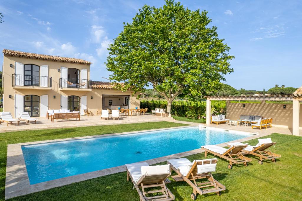 Villa Villa familiale, Plage Tahiti-Tropezina à pied 210 Chemin de la Roseliere, 83350 Saint-Tropez