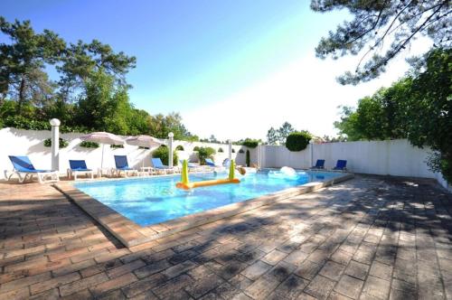 Fantastic vacation getaway, Private Tennis Court Golf Practice Facility