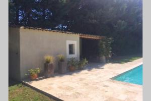 Farmhouse with private pool in the countryside of Plan d'Orgon in Provence, 8 persons LS1 365 MIGNOUN