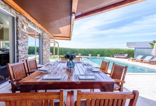 Ferragudo Premium Villa - heatable pool & river views
