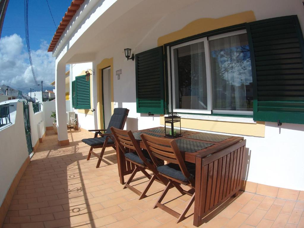 Maison de vacances Villa Figueira Rua 25 de Abril, Figueira Lote 26, 8500-132 Portimão