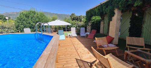 Villa Fossi 10 pers piscine 10 min plage en voiture San-Gavino-di-Carbini france