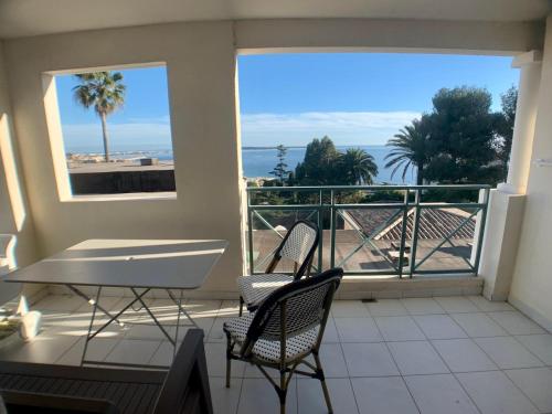 Appartements Villa Francia 33 Avenue Amiral Wester Wemyss Cannes