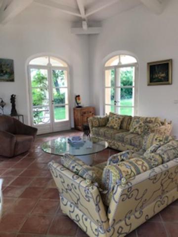 Frenchvillasonline, Parc de Beauvalon