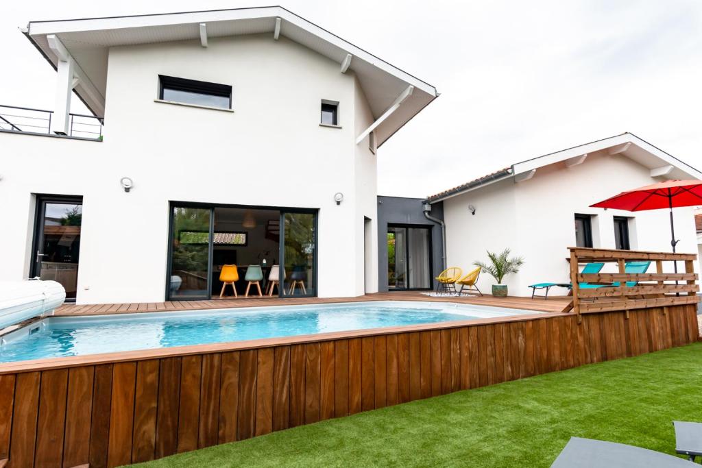 Frenchyhomes☆villadeluxe☆Plage☆piscine 6 Boulevard de l'Océan, 33510 Andernos-les-Bains