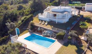 Villa Gabi Miguel Holiday Rentals - Villa Gabi Ilha da Madeira, Vale de Parra 8200-901 Albufeira Algarve
