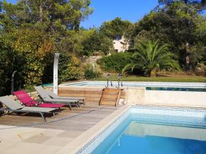 Villa Gorgeous Villa in Bagnols en For t with Swimming Pool  83600 Bagnols-en-Forêt Provence-Alpes-Côte d\'Azur