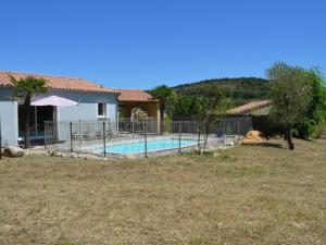 Gorgeous Villa in Sampzon with Private Garden