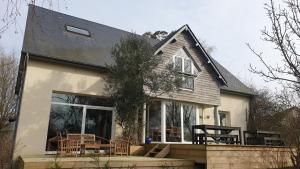 Villa Grande maison avec SPA proche de CAEN et de la mer 8 Allée des Chênes 14250 Brouay Normandie