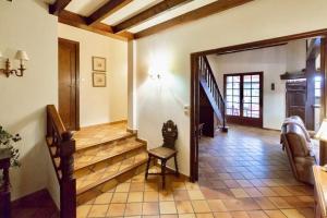 Grande maison spacieuse avec piscine privée sans vis-à-vis