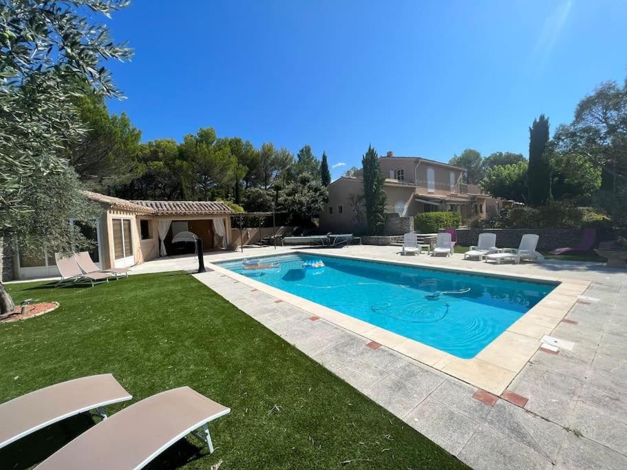 Grande villa avec piscine et vue panoramique Chemin des Cats, 84800 Saumane-de-Vaucluse