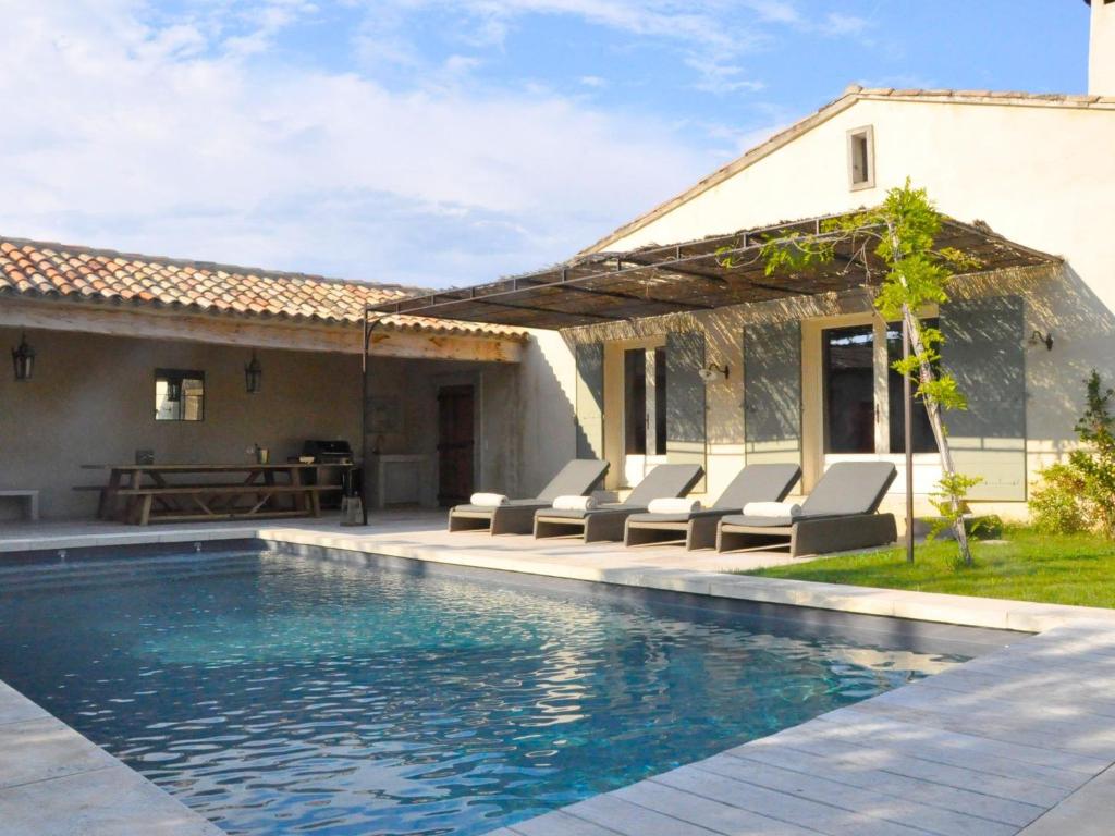 Grandeur Villa in Eygali res with Pool 2 Terraces , 13810 Eygalières