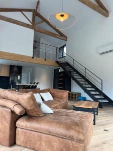Grange Luxe rénovée plein centre
