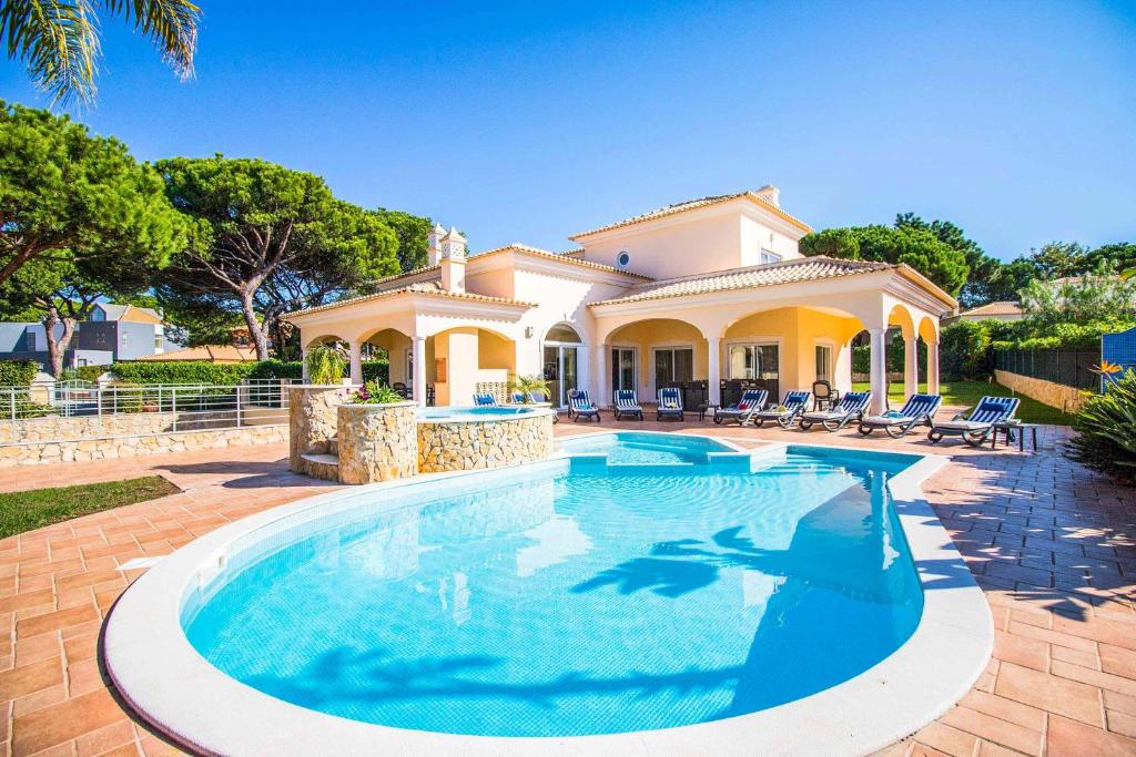 Villa Villa Herra Rua de Volta da Popa, 8125-507 Vilamoura