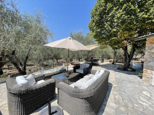 Hidden Gem within a peaceful olive orchard, large oak forest