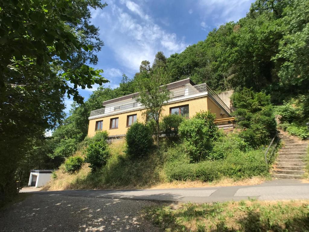 Appartements Villa Holgenbach - Penthouse- und Ferienwohnung im Nationalpark Eifel 21 Holgenbach, 53937 Schleiden