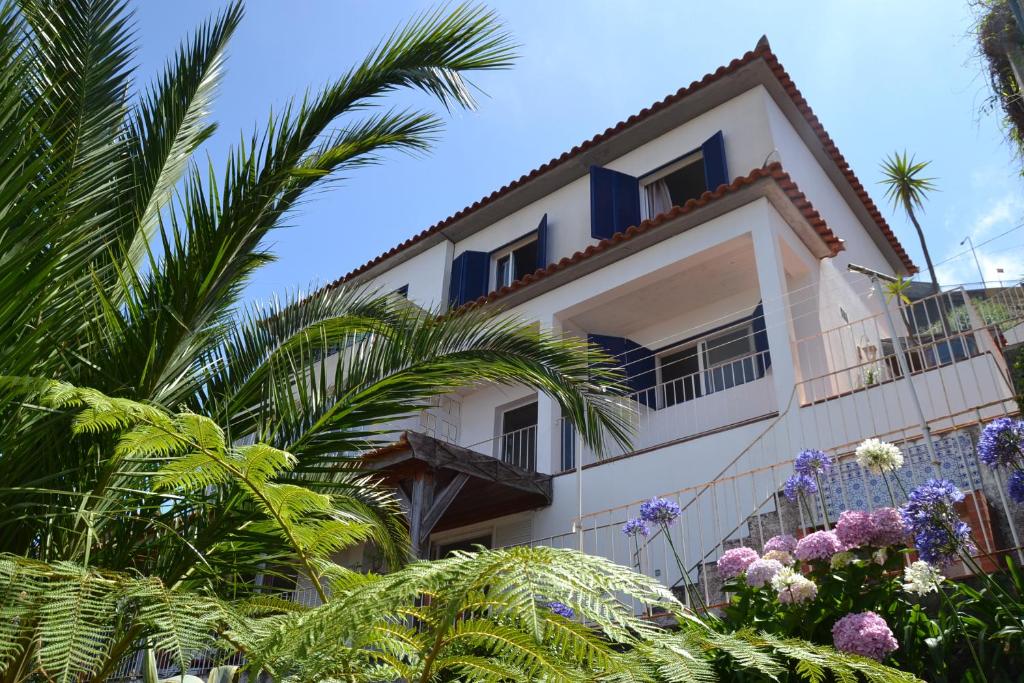 Villa Holiday House 4 You 4 Rua da Pinheira 9060-237 Funchal