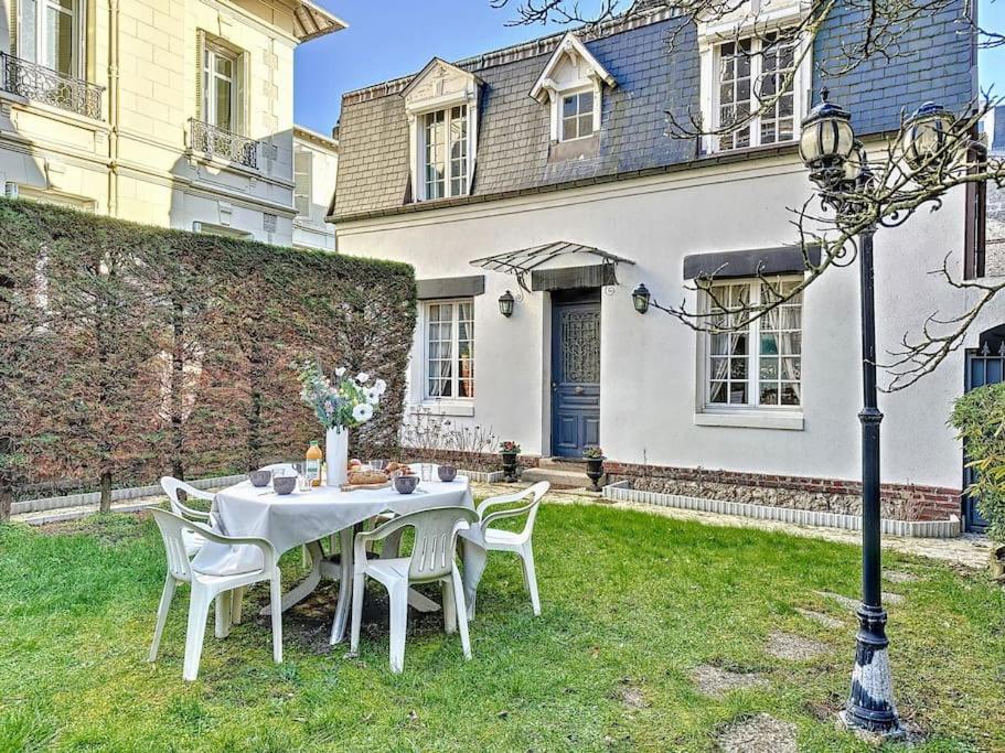 Villa Villa Hortensia - YourHostHelper 79 Rue Victor Hugo, 14800 Deauville