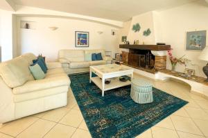 House in small co-ownership with private pool - 250m from the sea