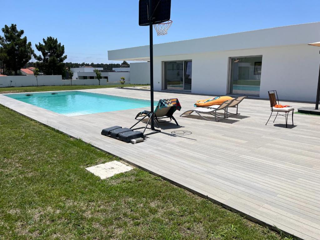 Villa HSH Aroeira Golf & Beach Rua das Aroeiras n.41 Belverde 2845-489 Seixal