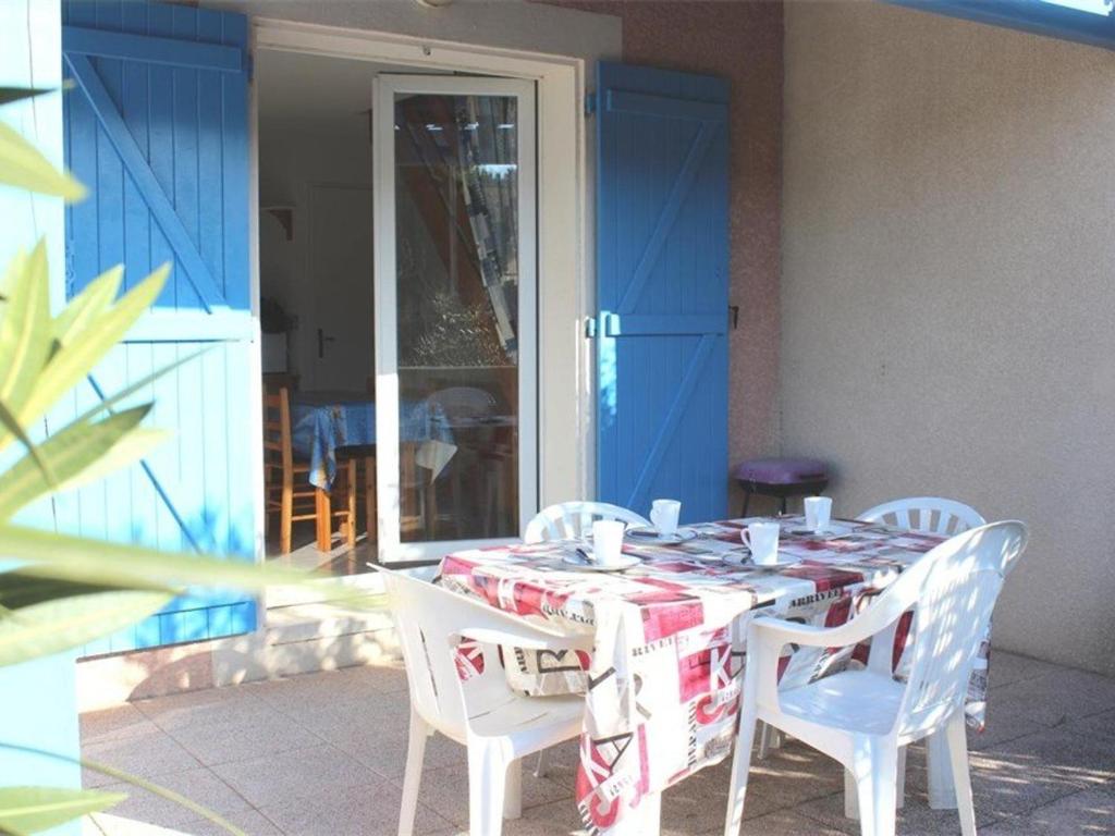 Immaculate 8-Bed Villa in Roujan with Pool 34320 Roujan