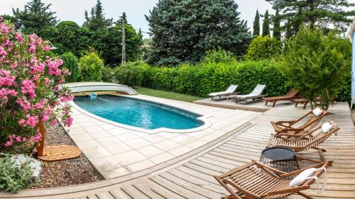 Villa Villa in Provence with private pool 300 Chemin Camin Di Gaffo LʼIsle-sur-la-Sorgue