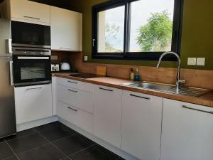 Inviting villa in Sainte Valiere with private pool