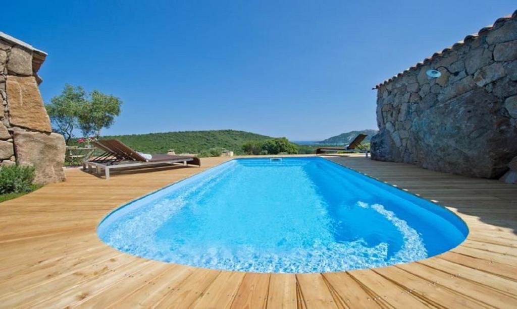 Villa Jolie bergerie avec piscine chauffée à 1 km de Santa Giulia Route de Bonifacio 20137 Porto-Vecchio