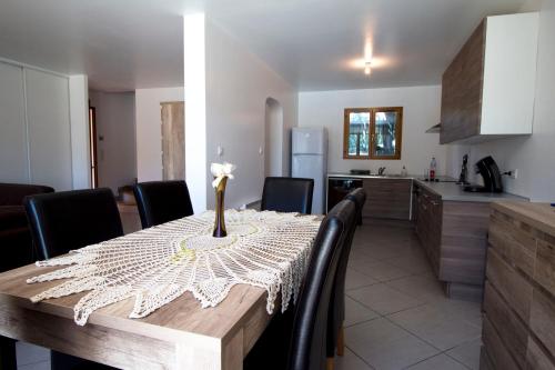 Jolie Maison avec piscine à 10min d’Aix enProvence