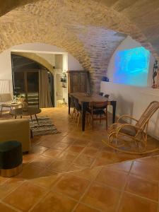 Villa Jolie maison de village pleine de charme 2 Rue du Pont de Roche 30250 Aubais Languedoc-Roussillon