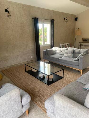 Jolie villa avec piscine 8 couchages