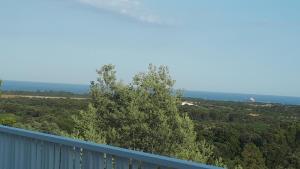JOLIE VILLA dans un endroit paisible, à 8 mn de la Mer et de la Montagne