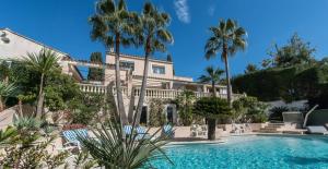 Villa Juan Les Pins Near Cannes Beaches 1820 Guests 310 Chemin Preynat 06160 Antibes Provence-Alpes-Côte d\'Azur