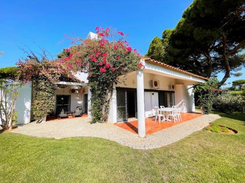 Villa Juliet, Private Pool/Garden, Beach Nearby Vale do Lobo portugal