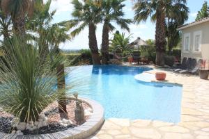 KABEN Superbe villa prestige 4etoiles, piscine chauffée, sauna, jacuzzi, pétanque