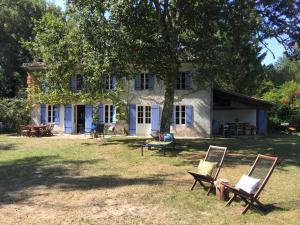 L'Airial, Moustey