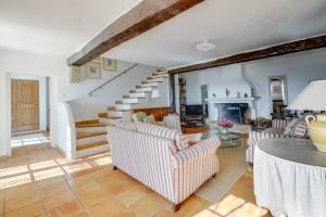 L'Olivette - Mas Provencal, Panoramic View & Pool