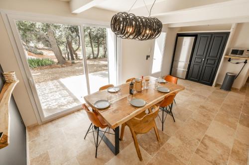 La Bastide Blanche au coeur des vignes Maison MIP
