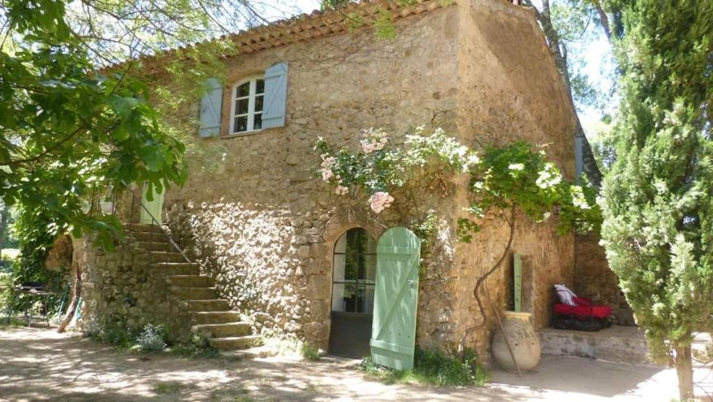 Villa La Bastide du Capelier - Propriété pour 8 personnes Chemin le Capelier 83690 Salernes