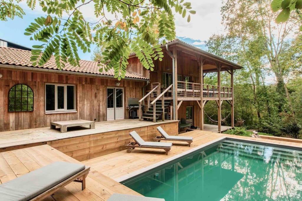 Villa La Cabane du Moulin, la canopée à 10min des plages Route du Moulin 40230 Saubion