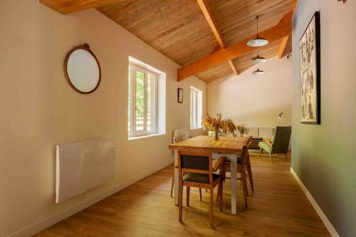 La Cabane du Moulin, la canopée à 10min des plages