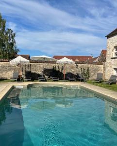 Villa La Closerie de Gigny Maison de Charme avec Piscine 16 Rue de la Chaume 89160 Gigny Bourgogne