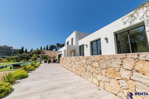 La Magnifique Large Pool Garden Peaceful Cannes Series Offer