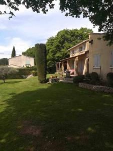 Villa La maison de Lise 1501 Route de Saint-Victor 30700 Saint-Quentin-la-Poterie Languedoc-Roussillon