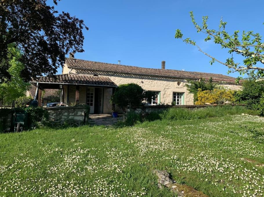 Villa La Maison Pourpre 19 sentier le pounissou 24230 Vélines