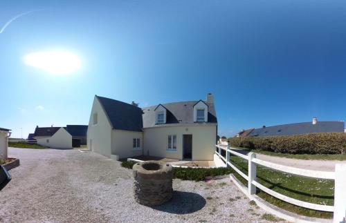 Villa La Marine en bord de mer Ravenoville france