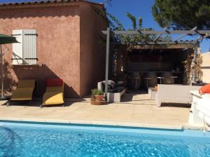 Villa La Milhaud 22 Chemin du Carraud 30540 Milhaud Languedoc-Roussillon