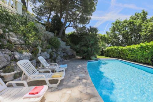 LA ROHIERE - Tourrette-Levens