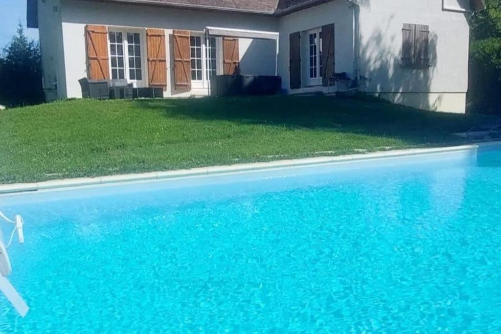 Villa La villa du lac à Mesnil Saint Père 66 Rue du 28 Août 1944 10140 Mesnil-Saint-Père